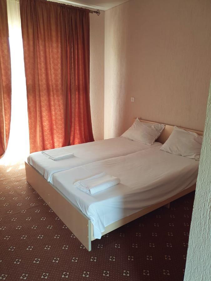 Palm Hotel New Athos Buitenkant foto