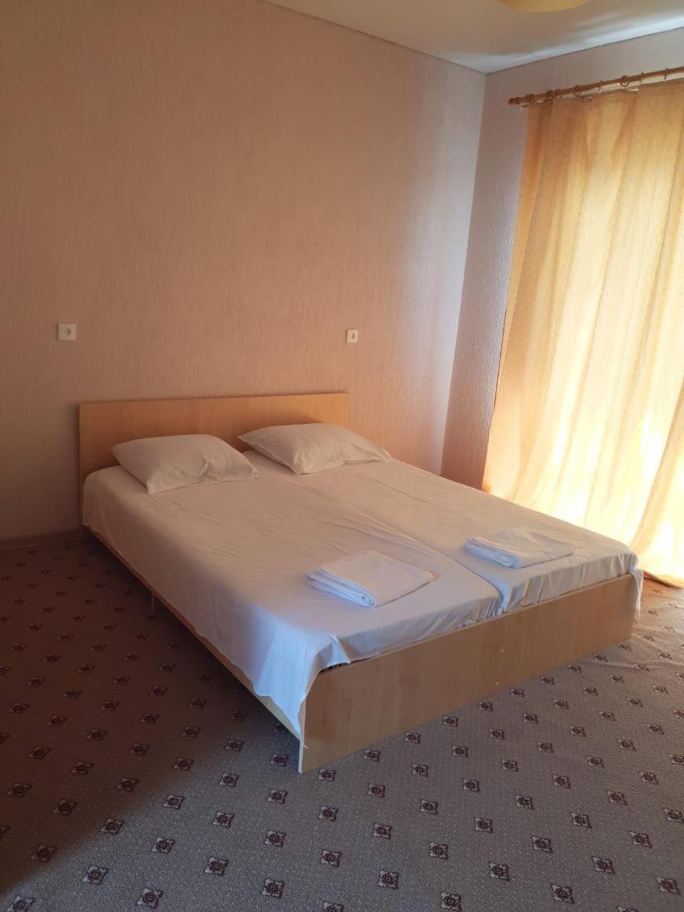 Palm Hotel New Athos Buitenkant foto